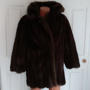 Beautiful faux fur car coat sable size medium (?)